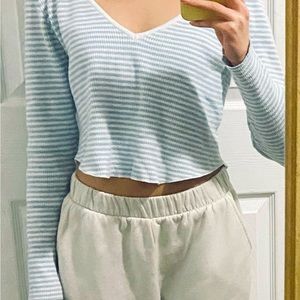 LA Hearts Woodland V-Neck Sweater